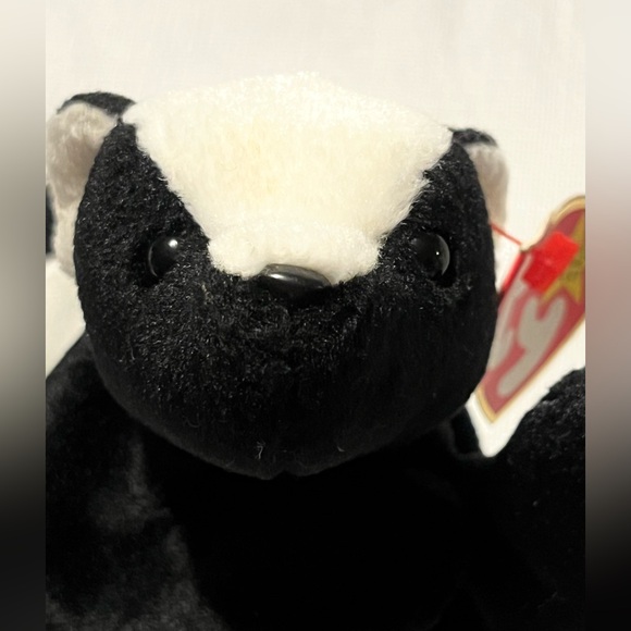 TY Beanie Baby - Stinky the Skunk 1995 - Picture 7 of 14